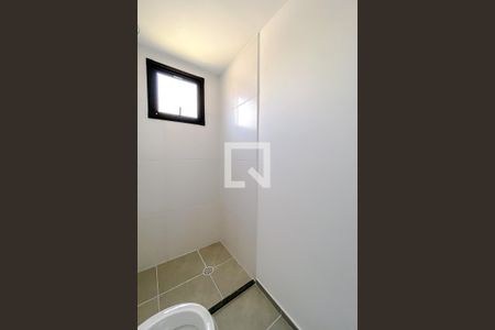 Apartamento à venda com 33m², 2 quartos e sem vagaBanheiro