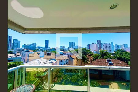 Sala vista  de apartamento à venda com 2 quartos, 90m² em Leblon, Rio de Janeiro