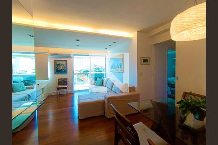 Sala  de apartamento à venda com 2 quartos, 90m² em Leblon, Rio de Janeiro