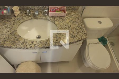 Apartamento à venda com 144m², 3 quartos e 3 vagasBanheiro 1