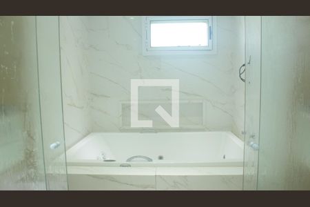 Apartamento à venda com 144m², 3 quartos e 3 vagasBanheiro da Suíte 2