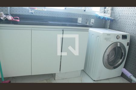 Apartamento à venda com 144m², 3 quartos e 3 vagasLavanderia