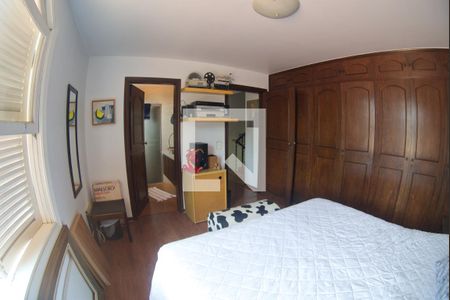 Quarto 1 de casa para alugar com 6 quartos, 302m² em Caxingui, São Paulo
