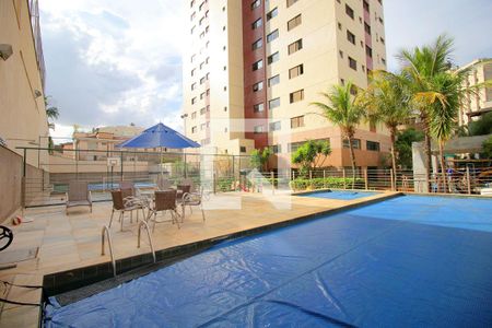 Apartamento à venda com 183m², 4 quartos e 4 vagasÁrea comum - Piscina