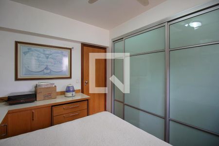 Apartamento à venda com 183m², 4 quartos e 4 vagasSuite 2