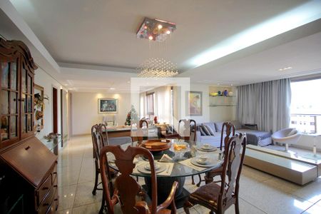 Sala de apartamento à venda com 4 quartos, 183m² em Sion, Belo Horizonte