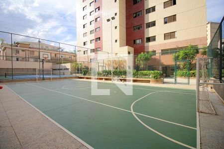 Apartamento à venda com 183m², 4 quartos e 4 vagasÁrea comum – Quadra esportiva