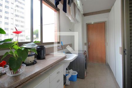 Apartamento à venda com 183m², 4 quartos e 4 vagasÁrea de Serviço