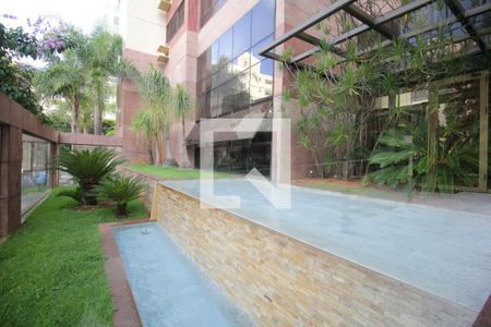 Apartamento à venda com 183m², 4 quartos e 4 vagasÁrea comum – Espelho d'água