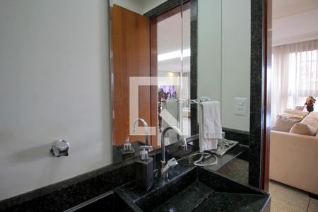 Apartamento à venda com 183m², 4 quartos e 4 vagasLavabo da Sala