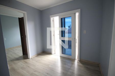 Sala 3 de casa para alugar com 3 quartos, 400m² em Olaria, Canoas