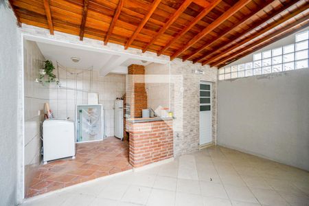 Casa à venda com 158m², 3 quartos e 4 vagasQuintal