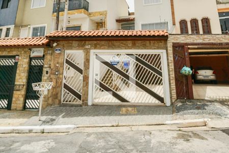Casa à venda com 158m², 3 quartos e 4 vagasFachada