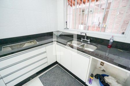 Casa à venda com 158m², 3 quartos e 4 vagasPia