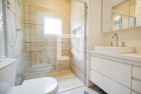 Casa à venda com 158m², 3 quartos e 4 vagasBanheiro da suíte