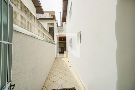 Casa à venda com 158m², 3 quartos e 4 vagasCorredor lateral