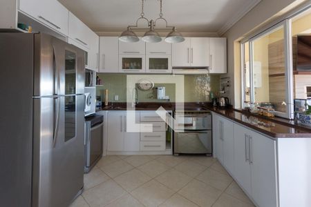 Cozinha  de casa à venda com 4 quartos, 900m² em Vila Jardim, Porto Alegre