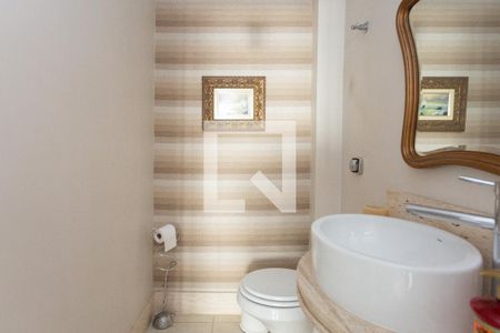 Casa à venda com 900m², 4 quartos e 8 vagasLavabo 