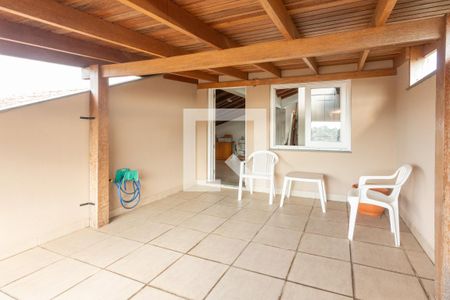 Casa à venda com 900m², 4 quartos e 8 vagasTerraço 