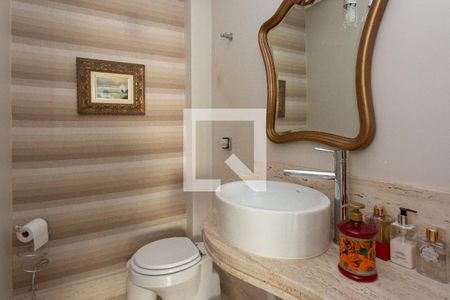 Casa à venda com 900m², 4 quartos e 8 vagasLavabo 