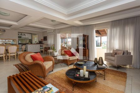 Sala de casa à venda com 4 quartos, 900m² em Vila Jardim, Porto Alegre