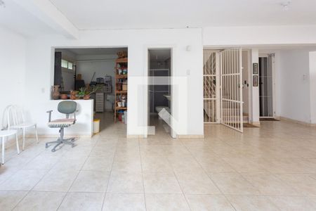 Casa à venda com 900m², 4 quartos e 8 vagasGaragem 