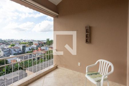 Casa à venda com 900m², 4 quartos e 8 vagasVaranda 