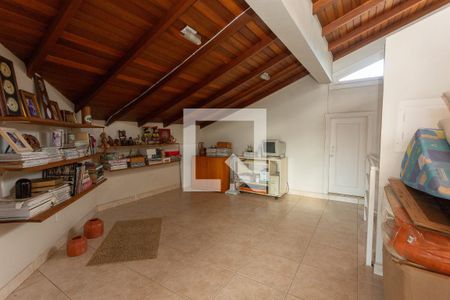 Casa à venda com 900m², 4 quartos e 8 vagasTerraço 