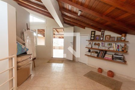 Casa à venda com 900m², 4 quartos e 8 vagasTerraço 