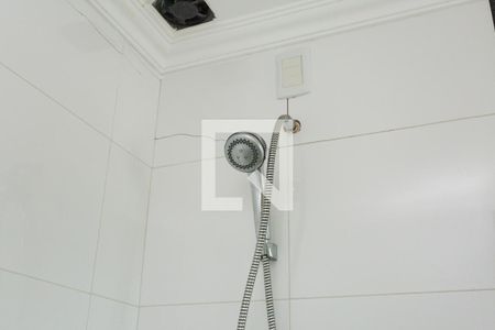 Casa à venda com 900m², 4 quartos e 8 vagasBanheiro 