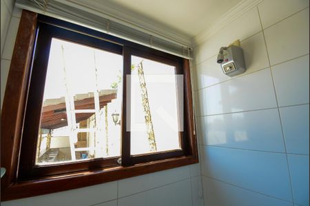 Casa de condomínio para alugar com 450m², 5 quartos e 5 vagasÁrea comum Sala andar de baixo - banheiro