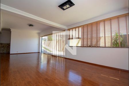 Casa de condomínio para alugar com 450m², 5 quartos e 5 vagasÁrea comum Salão de Festas