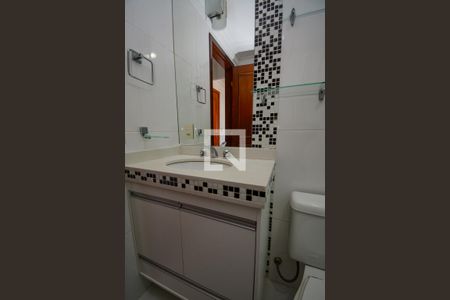 Casa de condomínio para alugar com 450m², 5 quartos e 5 vagasBanheiro da Suíte 2