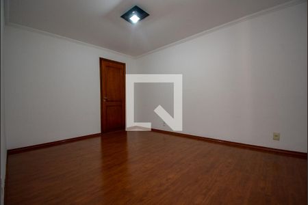 Casa de condomínio para alugar com 450m², 5 quartos e 5 vagasÁrea comum Sala andar de baixo