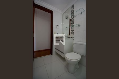 Casa de condomínio para alugar com 450m², 5 quartos e 5 vagasBanheiro da Suíte 2