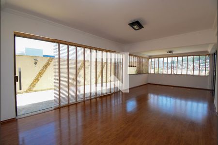 Casa de condomínio para alugar com 450m², 5 quartos e 5 vagasÁrea comum Salão de Festas