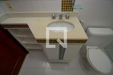 Casa de condomínio para alugar com 450m², 5 quartos e 5 vagasBanheiro da Suíte 3 - detalhe