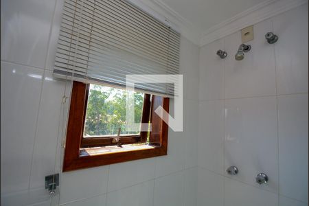 Casa de condomínio para alugar com 450m², 5 quartos e 5 vagasBanheiro da Suíte 1 - detalhe