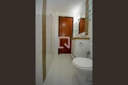 Casa de condomínio para alugar com 450m², 5 quartos e 5 vagasBanheiro da Suíte 3