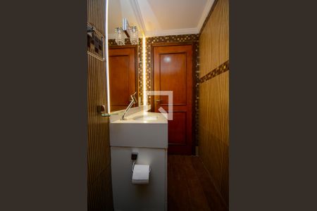 Casa de condomínio para alugar com 450m², 5 quartos e 5 vagasLavabo