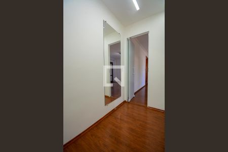 Casa de condomínio para alugar com 450m², 5 quartos e 5 vagasSuite 2 - closet