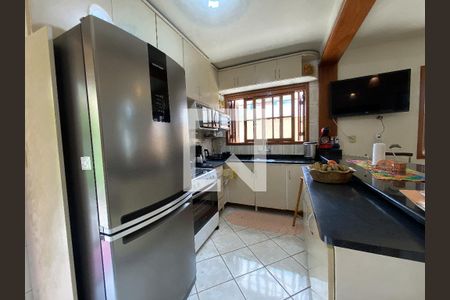 Casa à venda com 264m², 3 quartos e 5 vagas Casa à venda com 264m², 3 quartos e 5 vagasCozinha