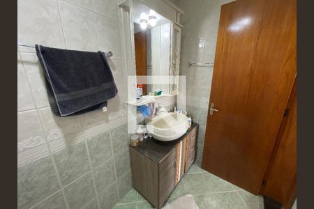 Casa à venda com 264m², 3 quartos e 5 vagas Casa à venda com 264m², 3 quartos e 5 vagasBanheiro da Suíte 1