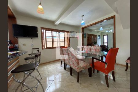 Casa à venda com 264m², 3 quartos e 5 vagas Casa à venda com 264m², 3 quartos e 5 vagasSala de Jantar