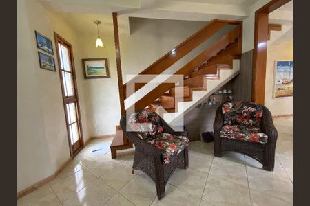 Casa à venda com 264m², 3 quartos e 5 vagas Casa à venda com 264m², 3 quartos e 5 vagassala