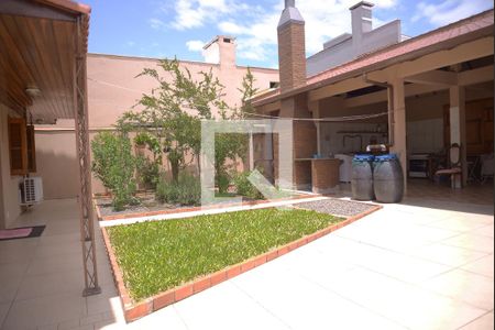 Casa à venda com 264m², 3 quartos e 5 vagas Casa à venda com 264m², 3 quartos e 5 vagasJardim