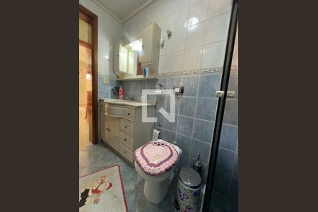 Casa à venda com 264m², 3 quartos e 5 vagas Casa à venda com 264m², 3 quartos e 5 vagasBanheiro