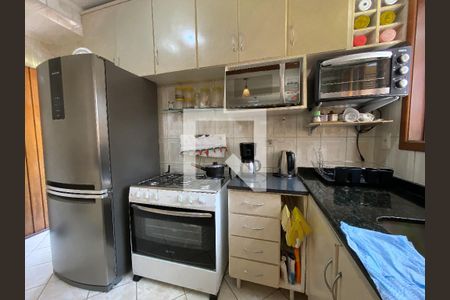 Casa à venda com 264m², 3 quartos e 5 vagas Casa à venda com 264m², 3 quartos e 5 vagasCozinha