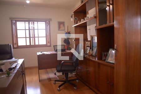 Casa à venda com 264m², 3 quartos e 5 vagas Casa à venda com 264m², 3 quartos e 5 vagasQuarto 2