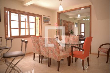 Casa à venda com 264m², 3 quartos e 5 vagas Casa à venda com 264m², 3 quartos e 5 vagasSala de Jantar